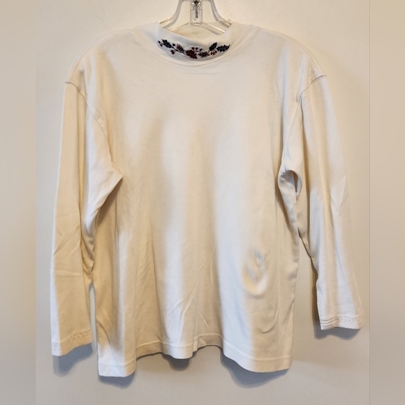 Talbots Turtleneck shirt Petite Medium - Picture 1 of 3
